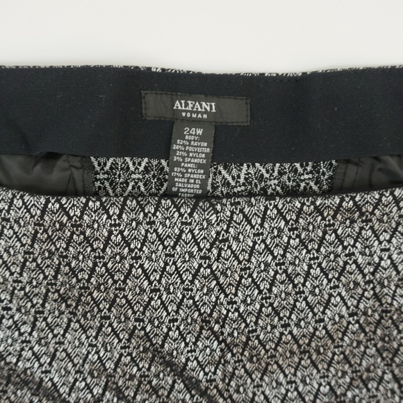 Alfani Skinny Leg Metallic Jacquard Pants 24W - Picture 4 of 8
